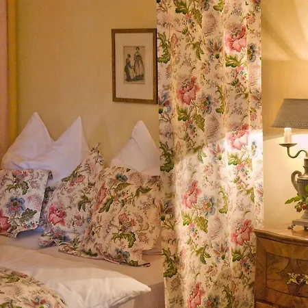 Otel Schloss Amerang